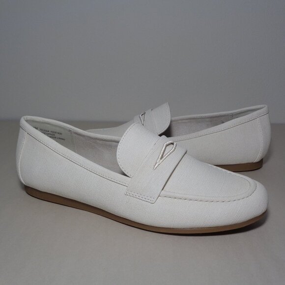 Kensie Size 7.5 M / YELENA / Cream / Canvas / Penny Loafers / New Women's Shoes - Picture 1 of 16